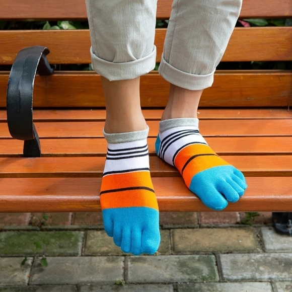 Other - striped toe socks gloves 4 feet! yoga athletic boho kitsch low ankle or no show
